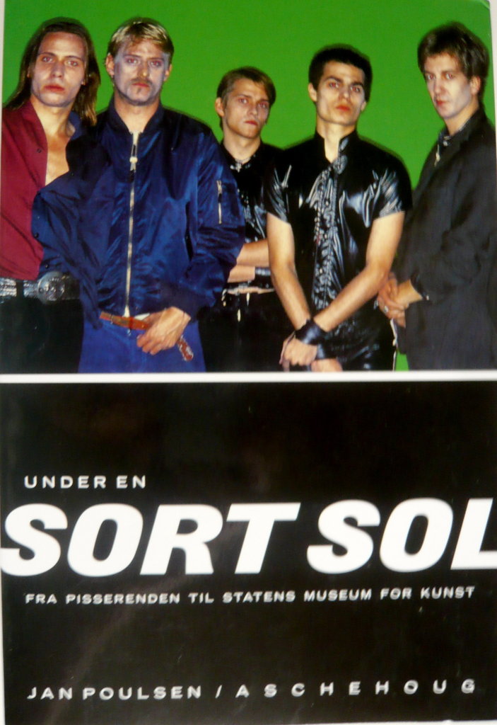 Sort Sol - Under En Sort Sol.