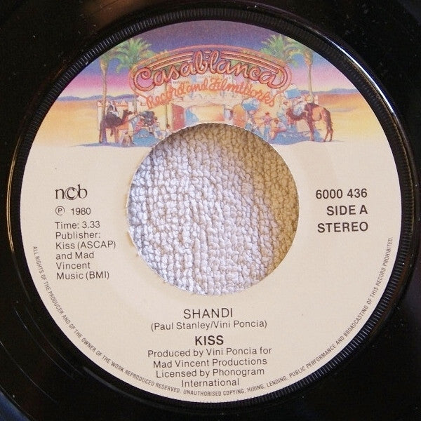 Kiss - Shandi