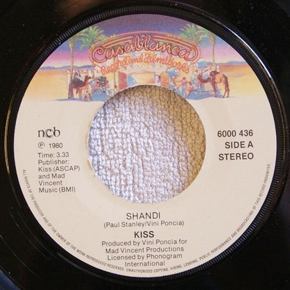 Kiss - Shandi
