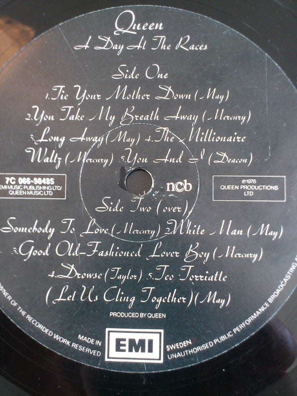 Queen - A Day At The Races