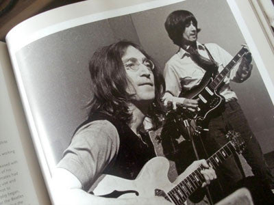 Lennon, John - The Illustrated Biography. - RecordPusher  